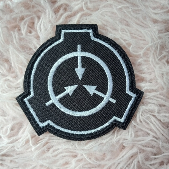 ⭐️SCP Foundation official velcro iron-on patch! Rare! Nwot! Sold at market - Picture 6 of 6